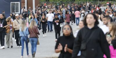 Governo restringe cambismo e garante água grátis em grandes eventos