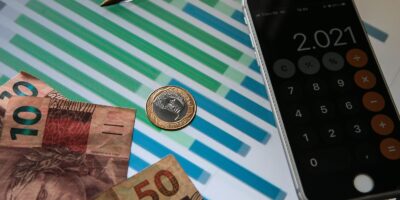 Mercado reduz expectativas e projeta Selic a 13,75% em 2026