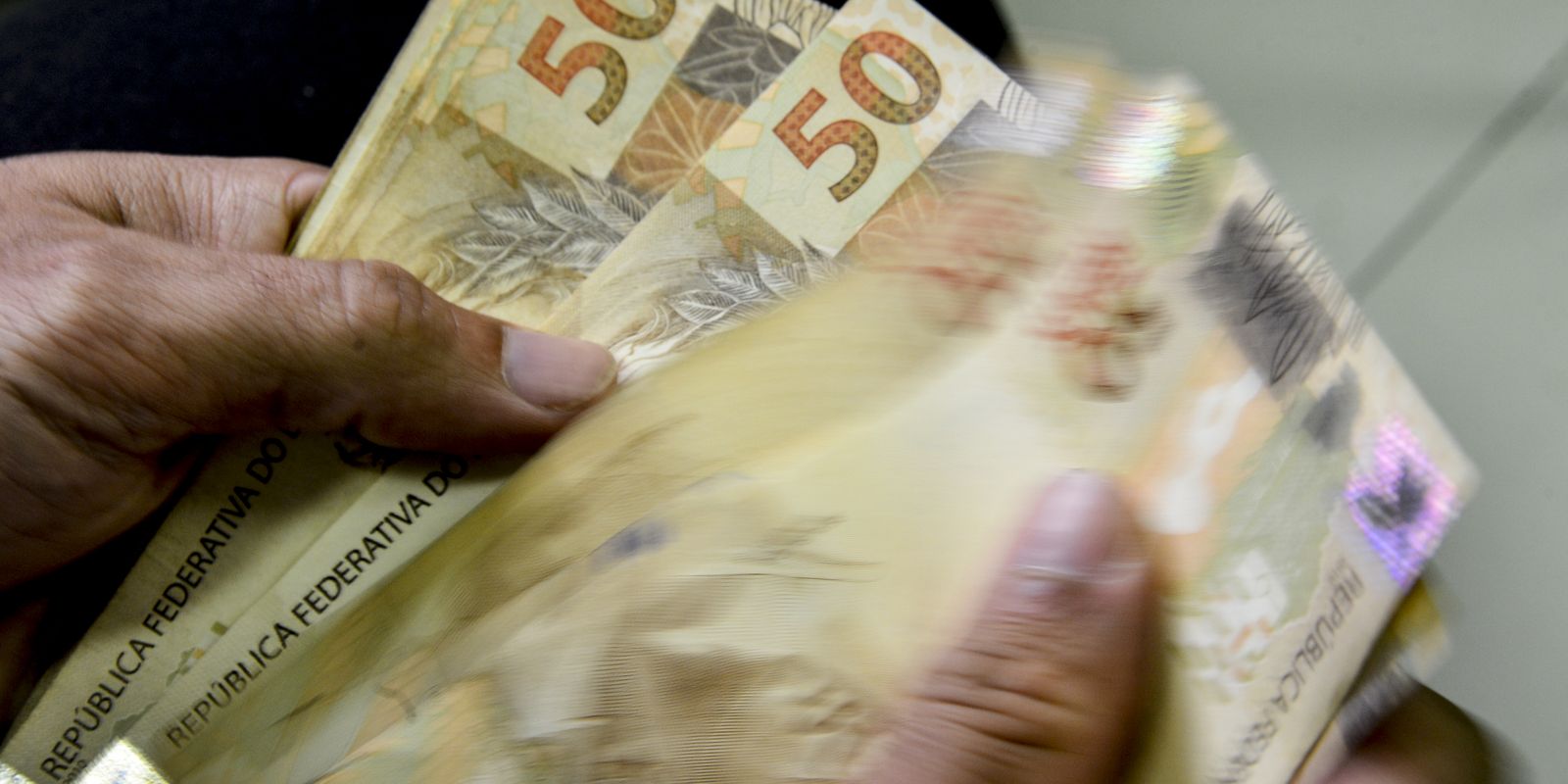 Novo Desenrola Brasil encerra em 31/8 — renegocie sua dívida já