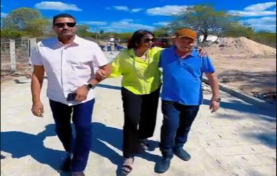Prefeita vistoria pavimentação de 4.400 m² em Olhos D’Água