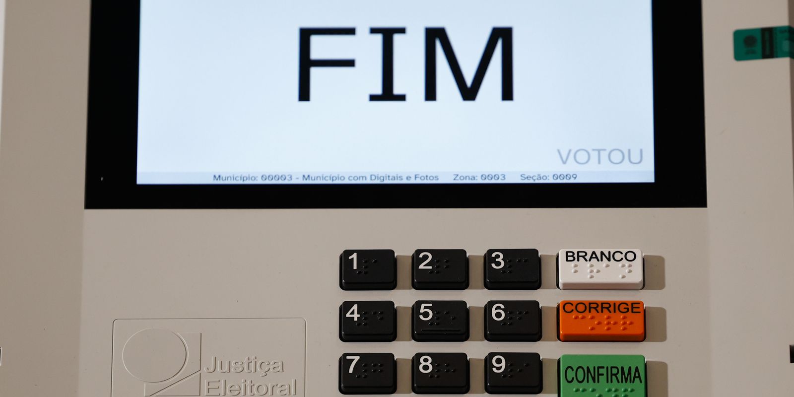 PSOL-Rede fecha aliança e anuncia apoio à reeleição de Lula