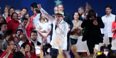 PT lança Lula com Alckmin na chapa para disputar Presidência em 2026