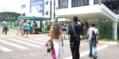 Renegocie sua dívida do Fies até 30/09; bancos abrem adesões