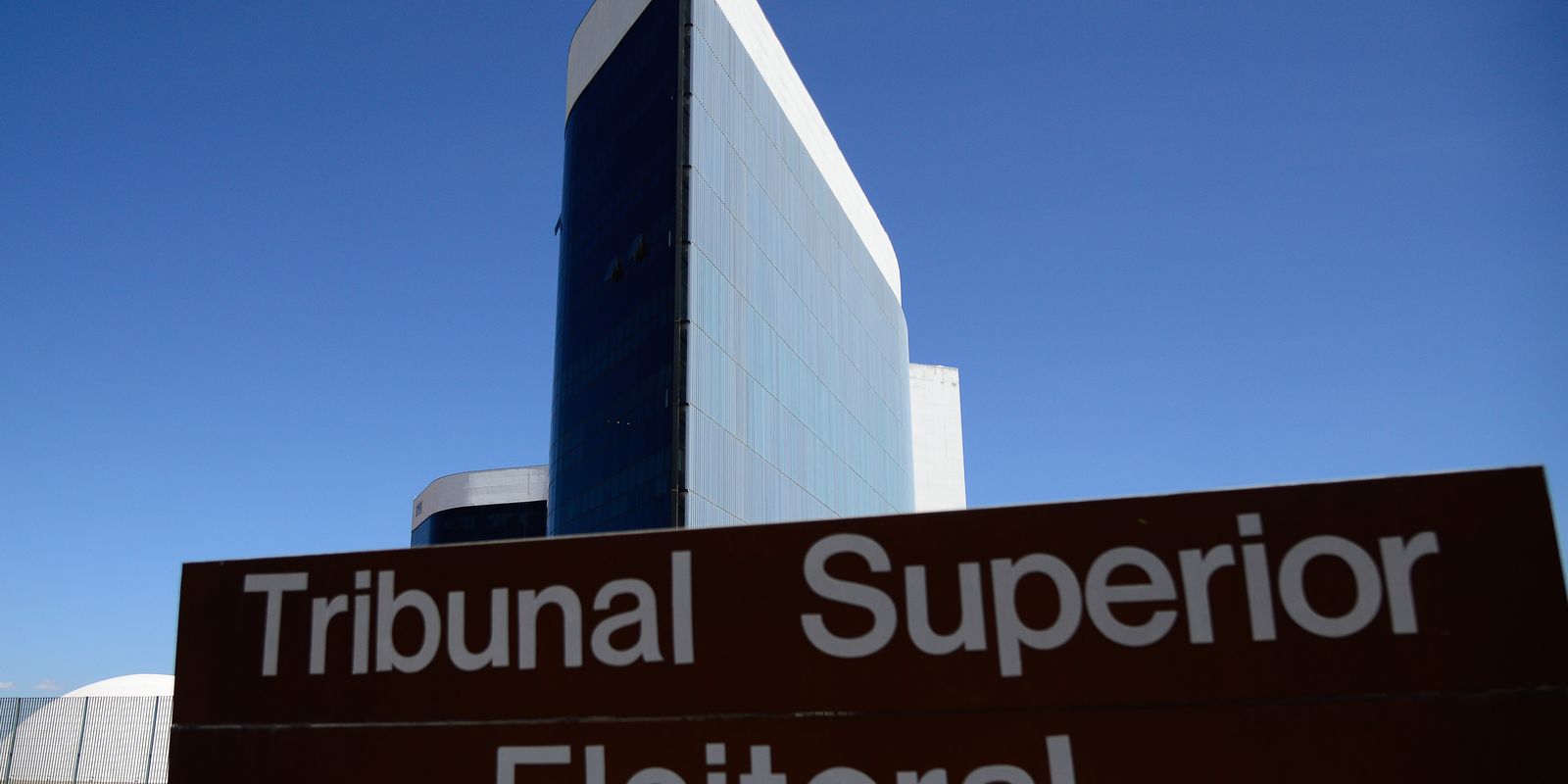 TSE inicia julgamento virtual de 13 registros presidenciais em 31/08