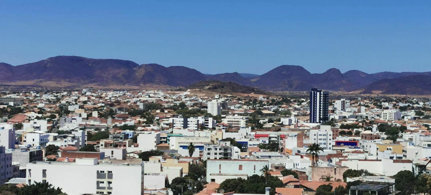 Bahia registra 39°C+ e granizo surpreende Vitória da Conquista