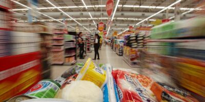 Bolsa Família sobe 15% e terá benefício mínimo de R$ 691