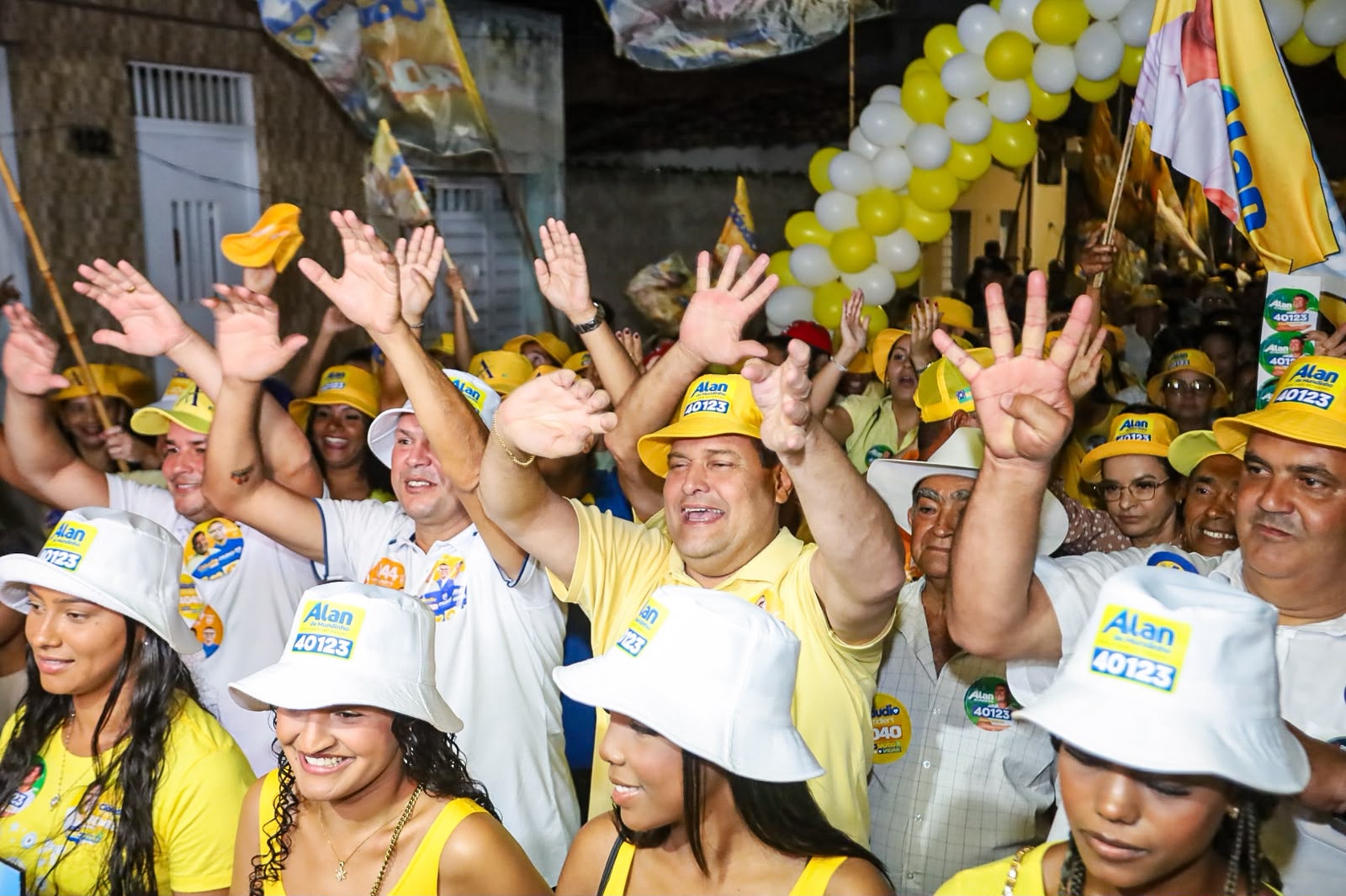 Alan de Mundinho e Elves de Everaldo acompanham Cláudio Mitidieri em Itabaianinha