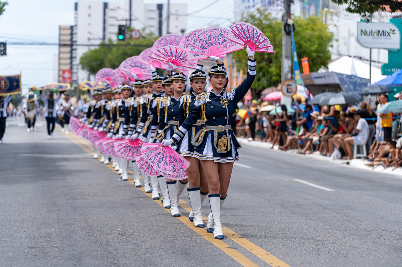 Banda marcial de escola no desfile de 7 de Setembro em Aracaju