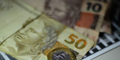 Economia encolhe em julho: IBC‑Br tem segunda queda mensal