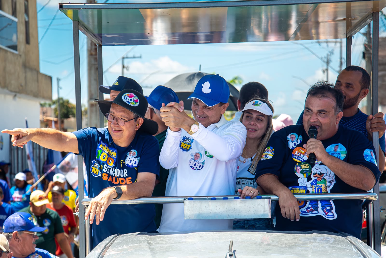 Sertão sergipano recebe carreata de Eduardo Amorim e Valmir de Francisquinho