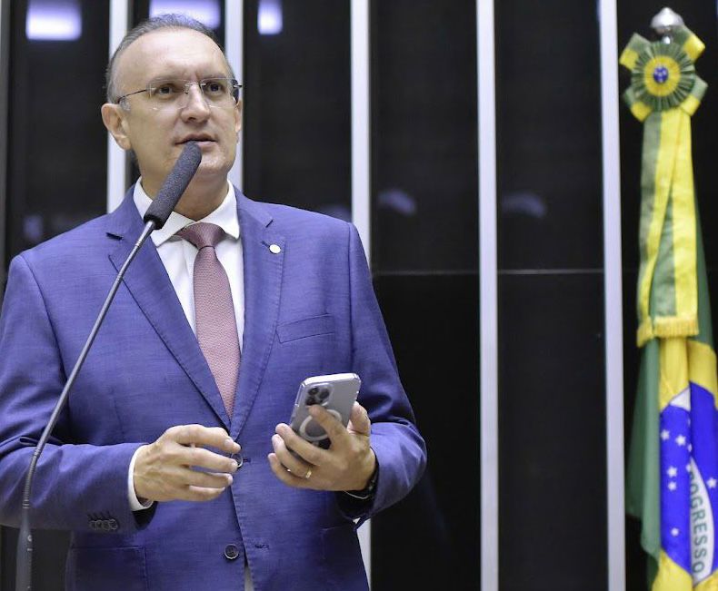 Fábio Henrique quer levar leitos de saúde mental ao interior pela rede hospitalar