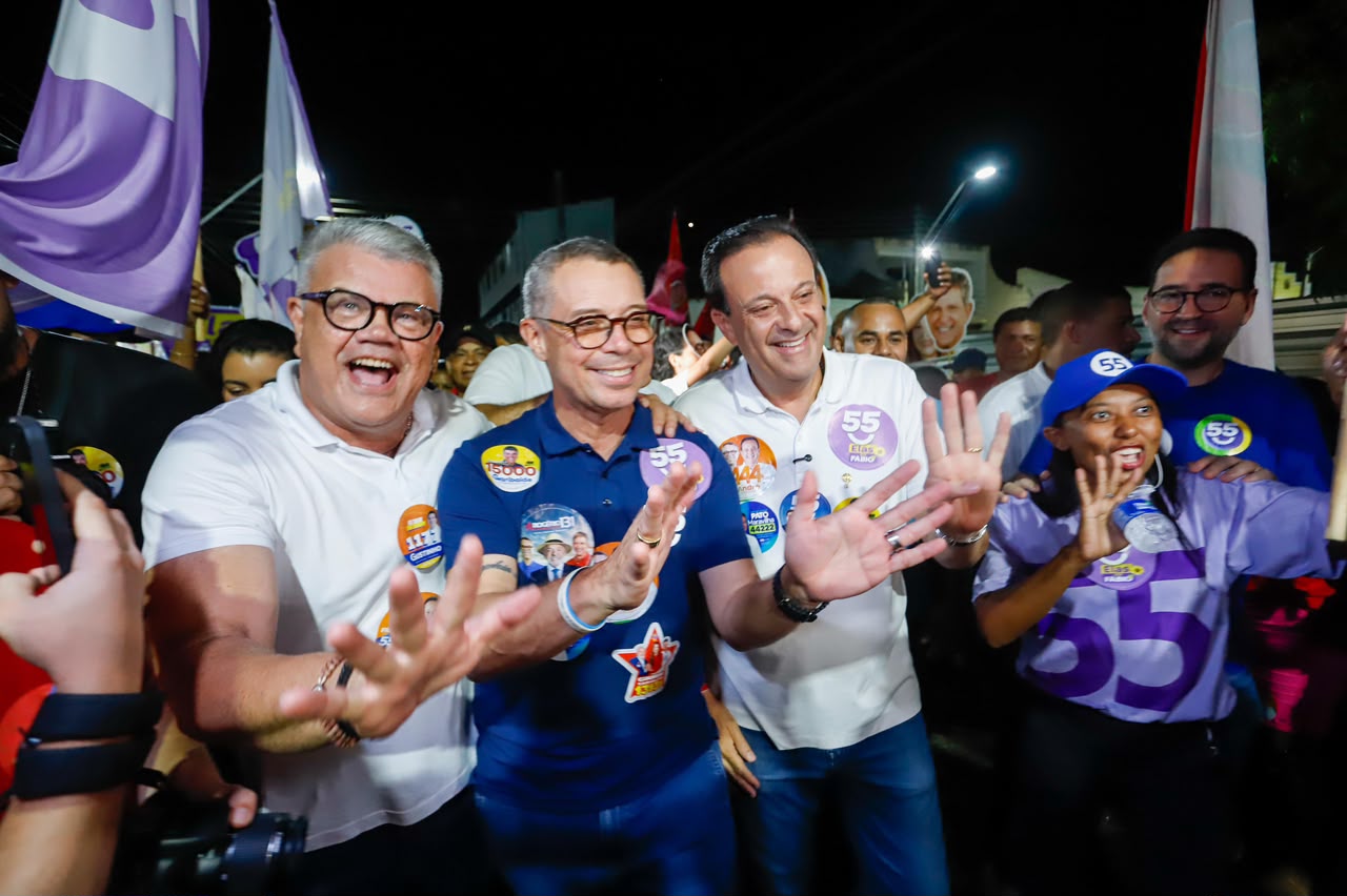 Governador Fábio Mitidieri durante caminhada no Sul de Sergipe