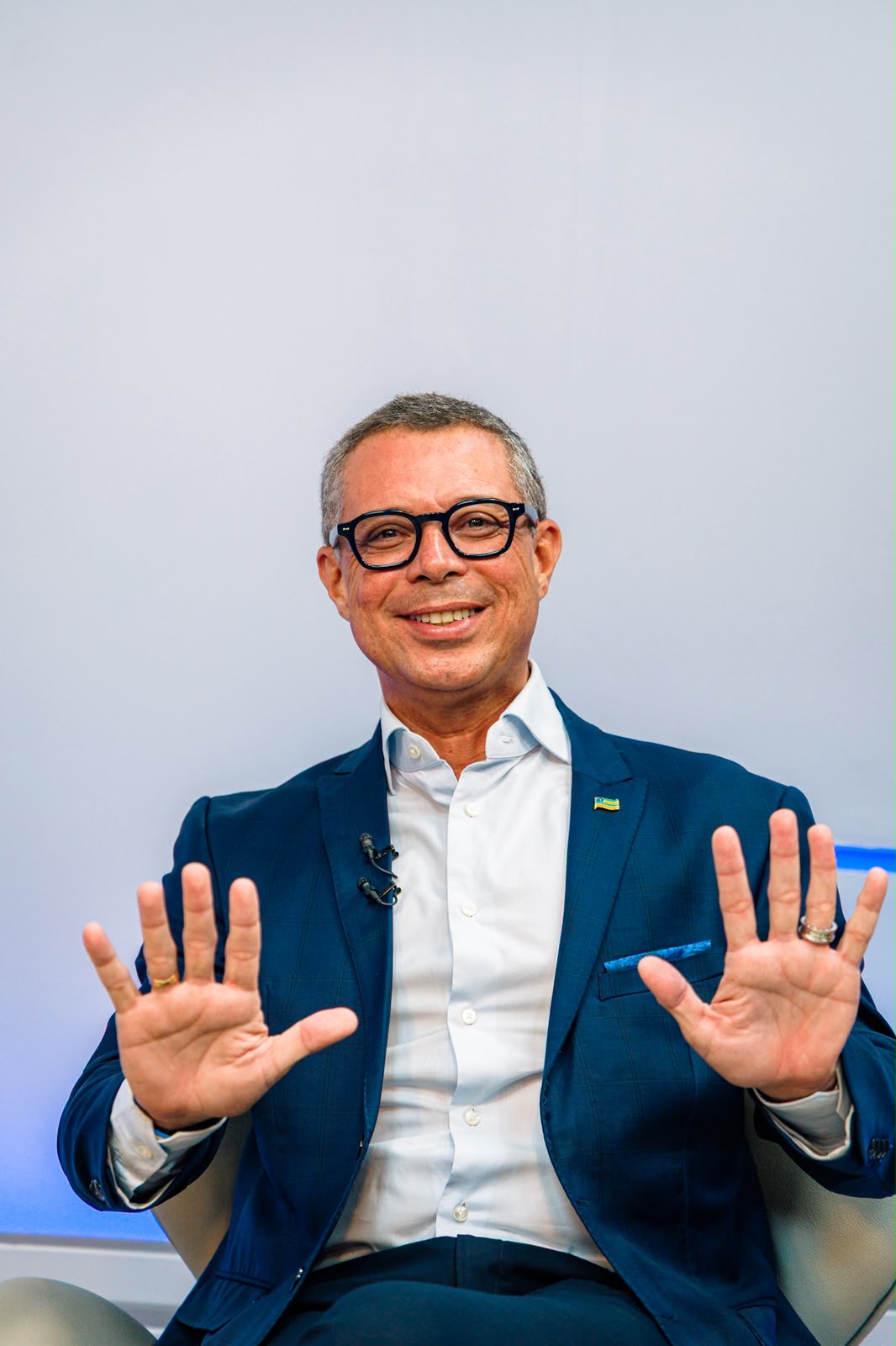 Governador de Sergipe, Fábio Mitidieri apresenta números da educação e do turismo