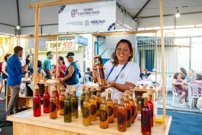 Feira Centro Vivo reúne empreendedores de projetos da Prefeitura de Aracaju