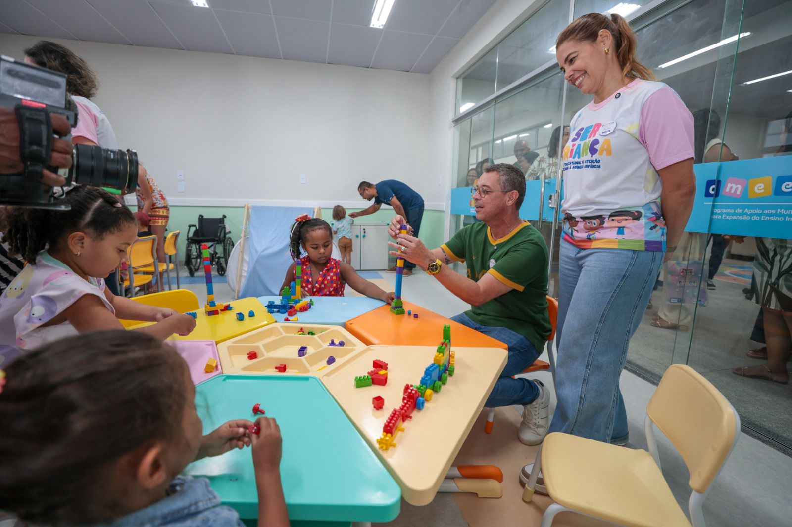 Ligação da BR-101, creche e pavimentação: Fábio faz pisadinhas em três cidades nesta quinta