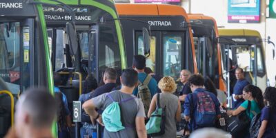 Pesquisa: escala 6×1 prejudica saúde mental de 67% dos brasileiros