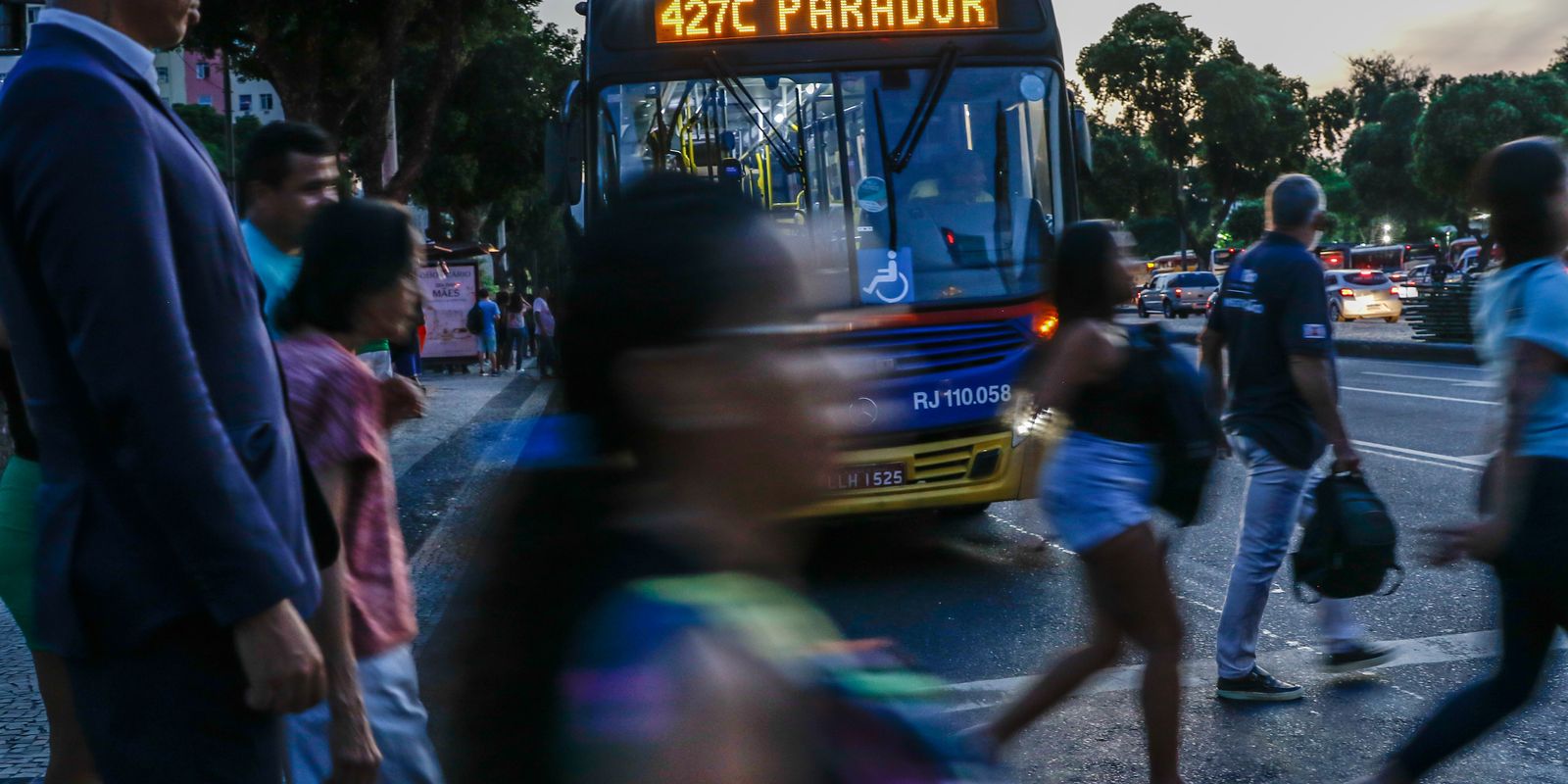 Solidão e exaustão impulsionam abstenção: 30 milhões deixam de votar