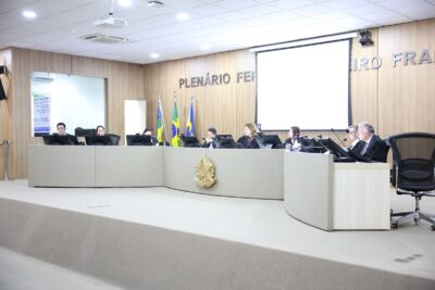 Relator aponta licença encerrada antes de viagem e dá resposta a Fábio Mitidieri