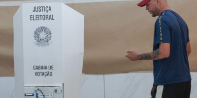Abstenção bate recorde: 21,08% do eleitorado ausente no 1º turno