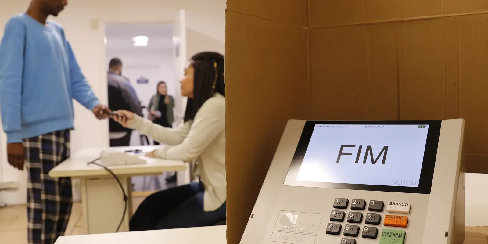 TRE-RJ alerta: confirme seu local de votação antes de ir