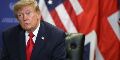 Trump diz acompanhar ‘muito de perto’ eleições brasileiras